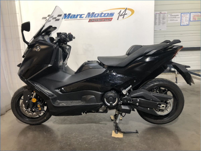 YAMAHA 560 TMAX 