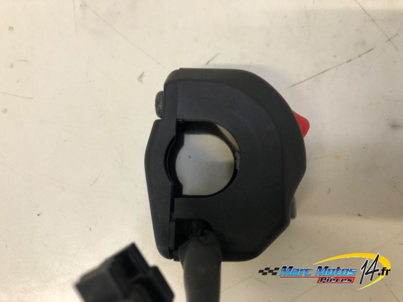 COMMODO DROIT YAMAHA R1 2008