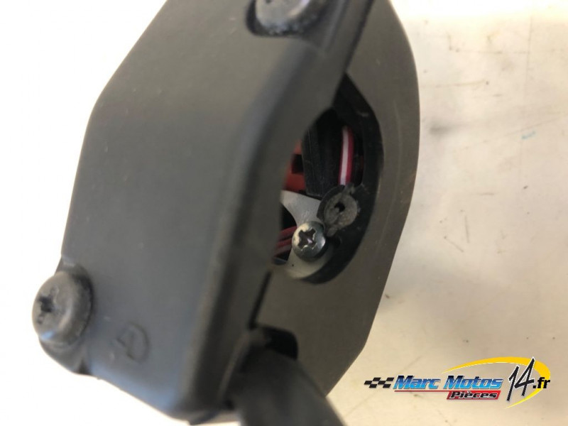 COMMODO DROIT YAMAHA R1 2008