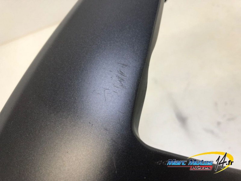 DEMI SABOT DROIT YAMAHA R1 2008