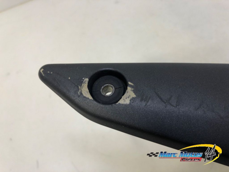 DEMI SABOT GAUCHE YAMAHA R1 2008
