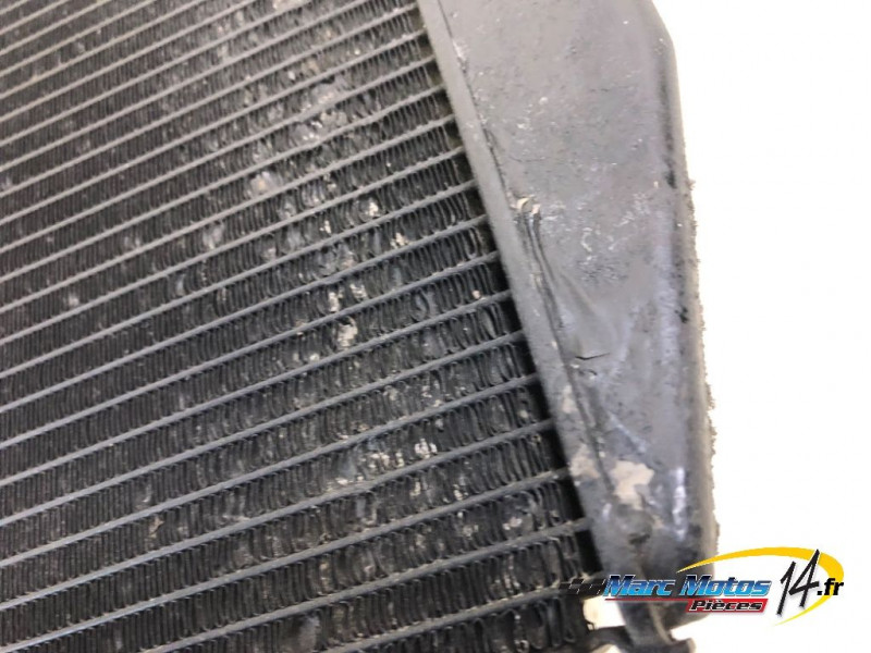 RADIATEUR D'EAU YAMAHA R1 2008