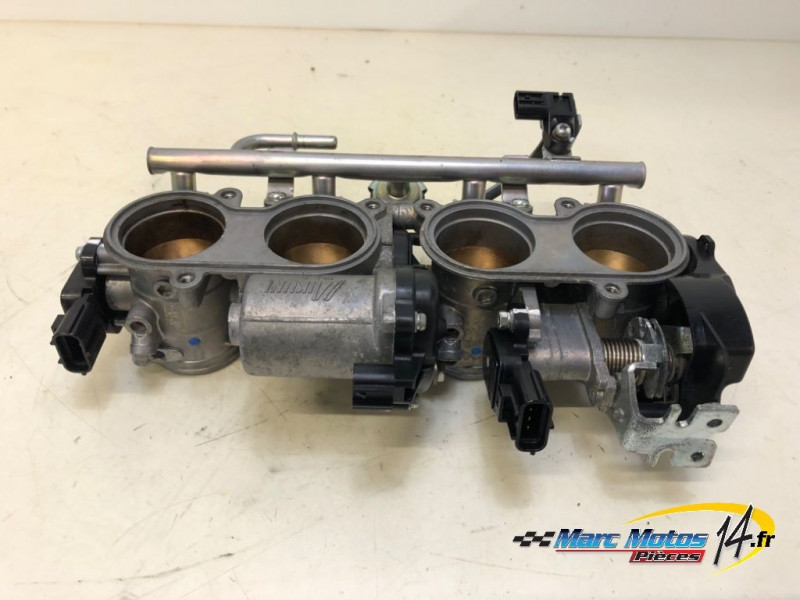 RAMPE D'INJECTION YAMAHA R1 2008