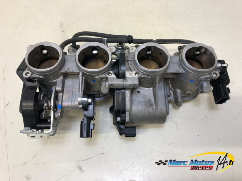 RAMPE D'INJECTION YAMAHA R1 2008