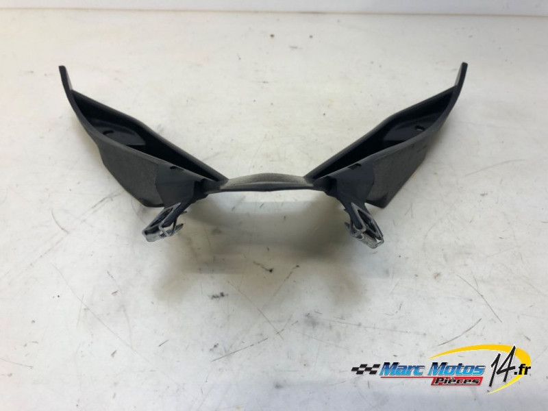 V DE CARENAGE YAMAHA R1 2008