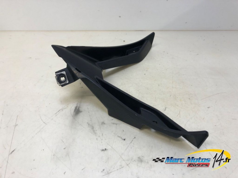 V DE CARENAGE YAMAHA R1 2008