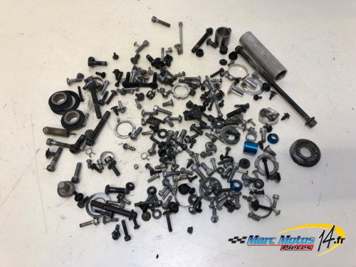 VISSERIE YAMAHA R1 2008