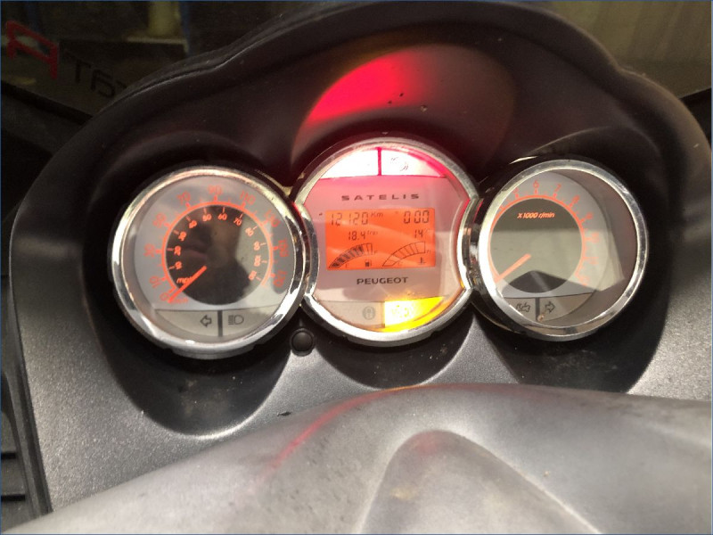 PEUGEOT 125 SATELIS RS