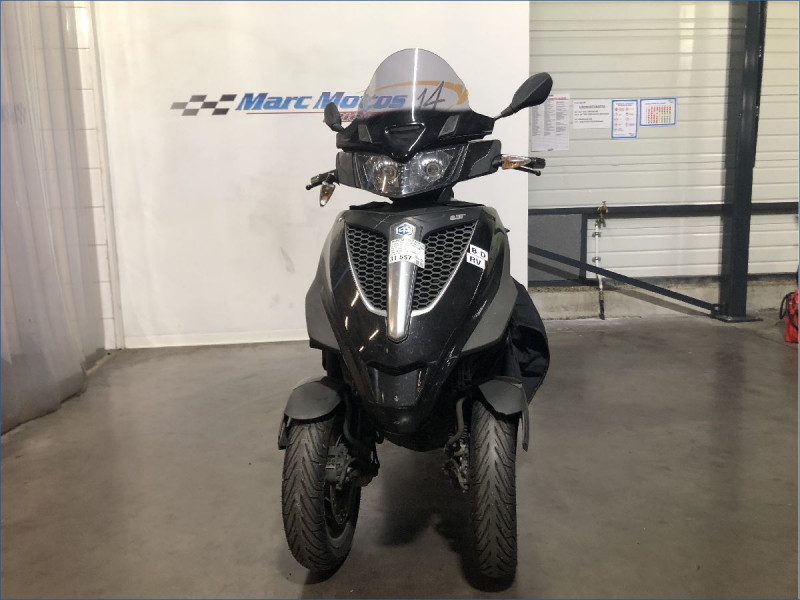 PIAGGIO 300 MP3 YOURBAN 
