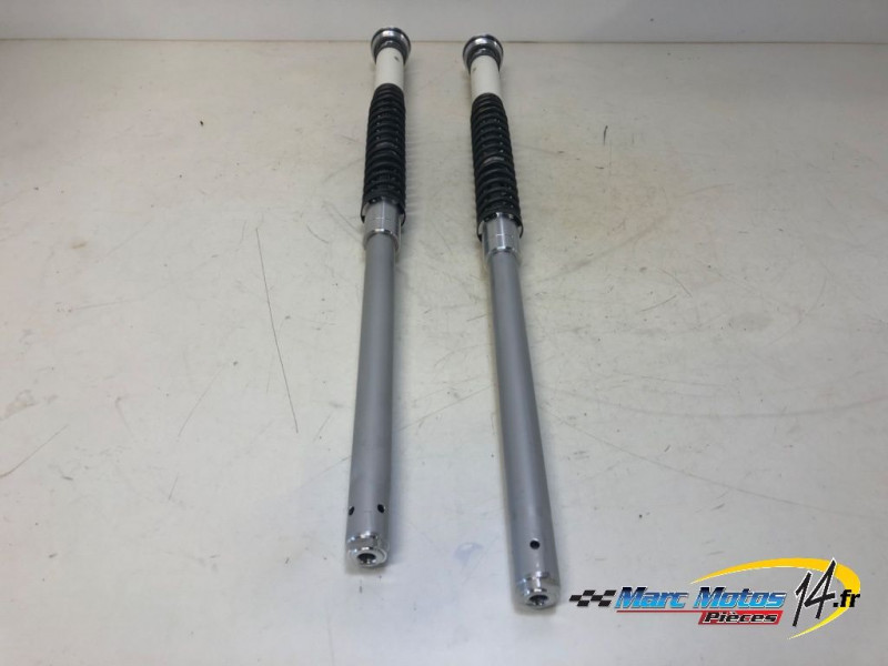 INTERIEUR DE FOURCHE YAMAHA R1 2004