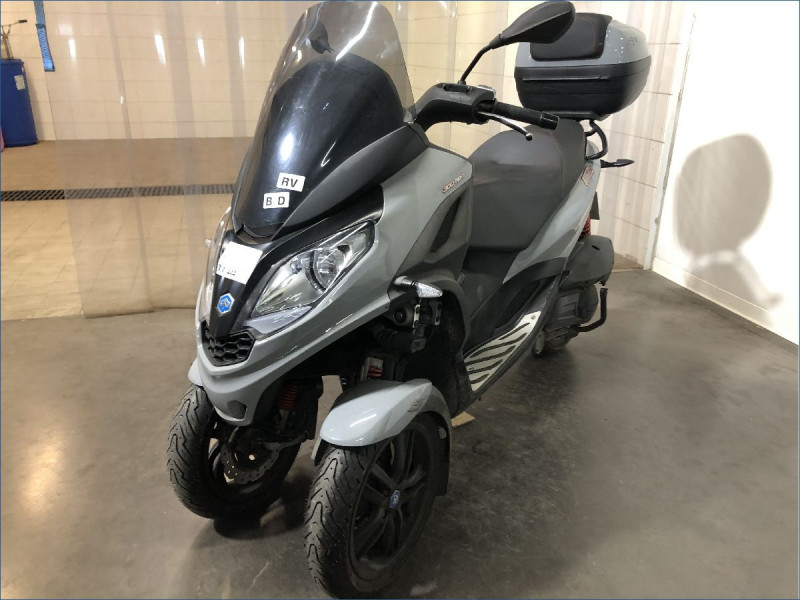 PIAGGIO 300 MP3 HPE LT