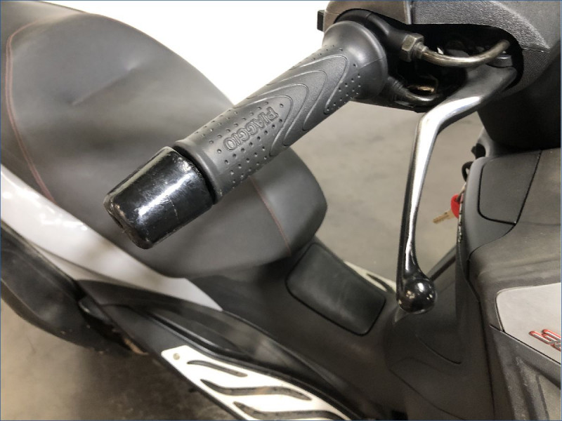 PIAGGIO 300 MP3 HPE LT