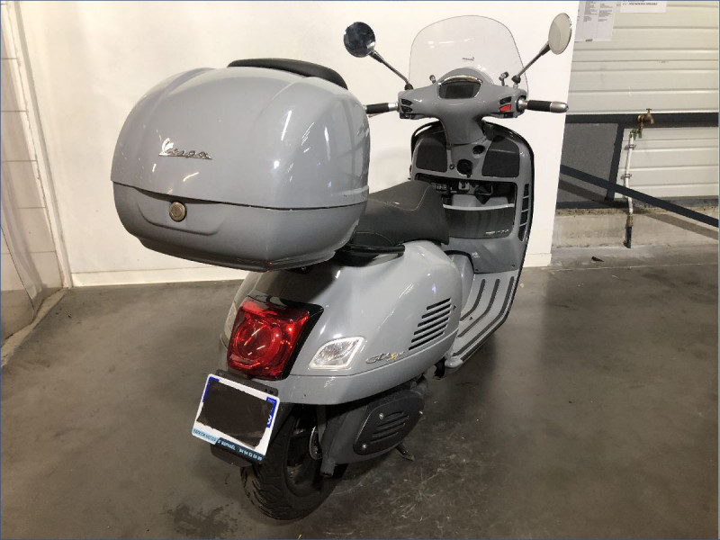 PIAGGIO 300 VESPA GTS 