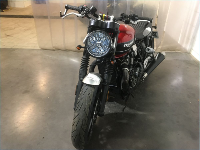 TRIUMPH 1200 SPEED TWIN 