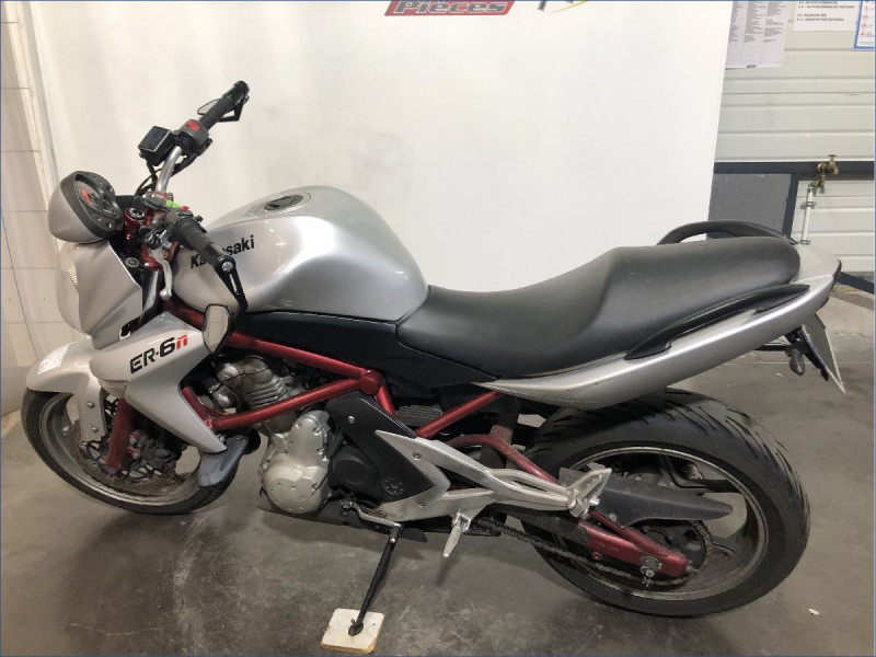 KAWASAKI ER6 N