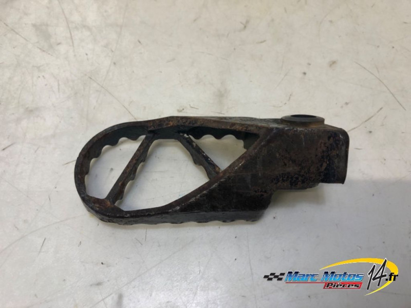 REPOSE-PIED AVANT GAUCHE KTM 125 SX 2006