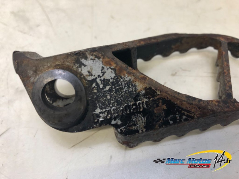 REPOSE-PIED AVANT GAUCHE KTM 125 SX 2006