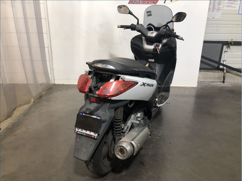 YAMAHA 250 XMAX 
