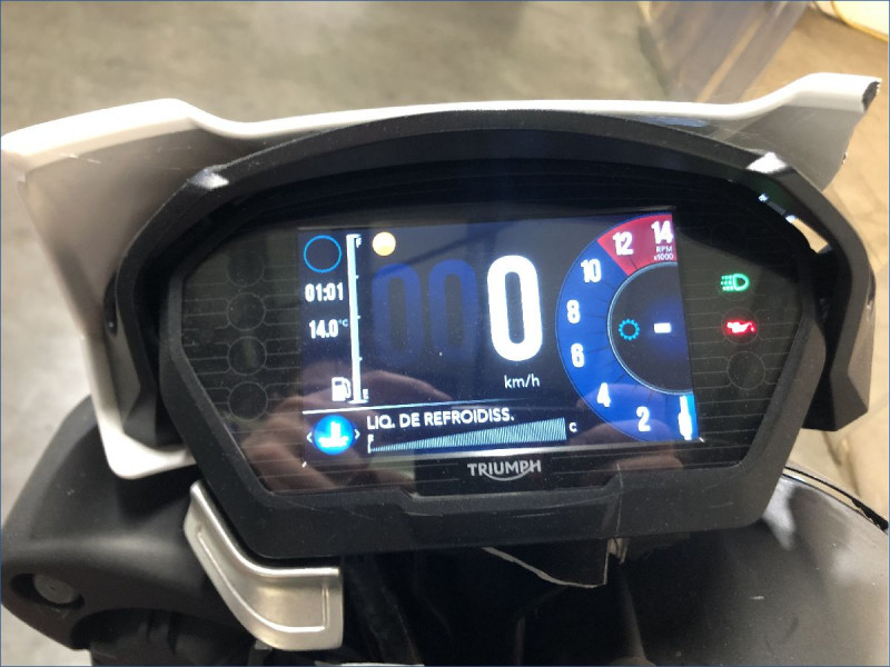 TRIUMPH 1050 SPEED TRIPLE S