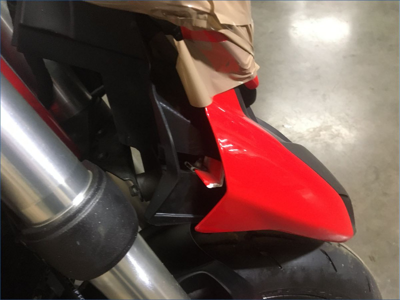 DUCATI 939 HYPERMOTARD 