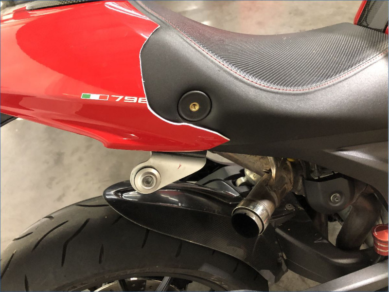 DUCATI 796 MONSTER 