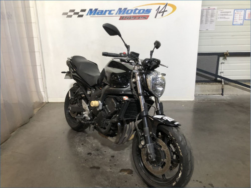 YAMAHA FZ6 S2