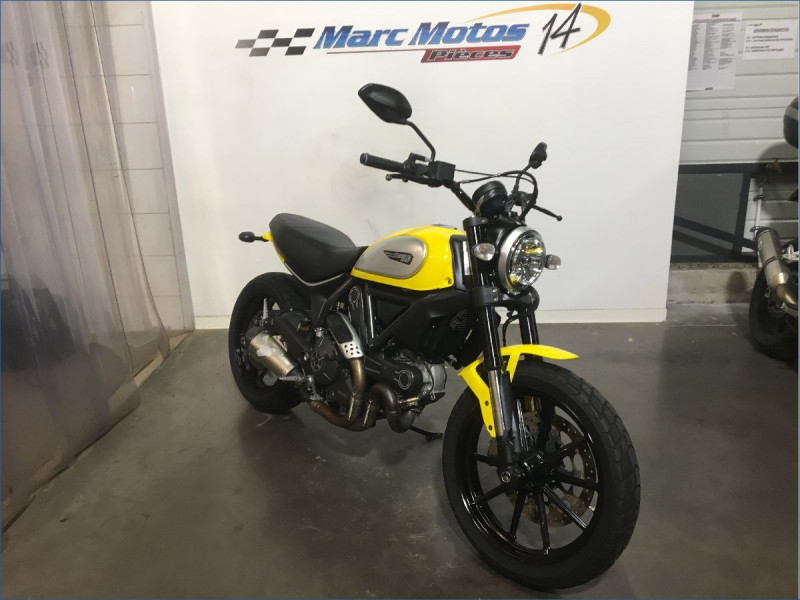 DUCATI 800 SCRAMBLER 