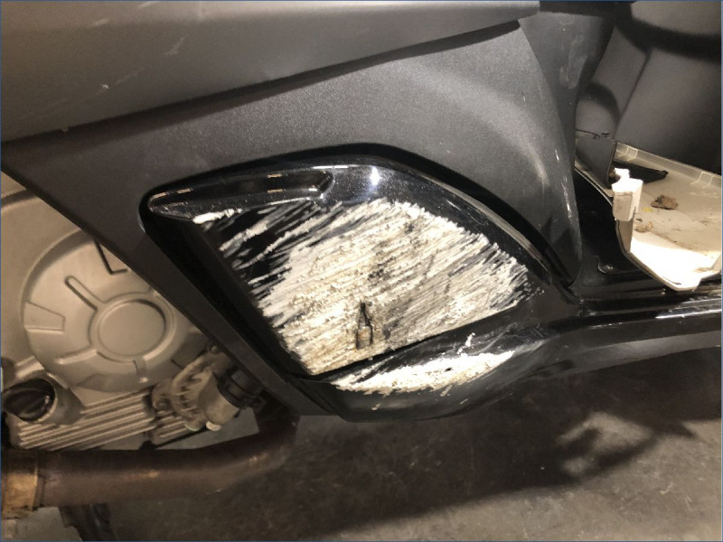 PEUGEOT 400 METROPOLIS RS