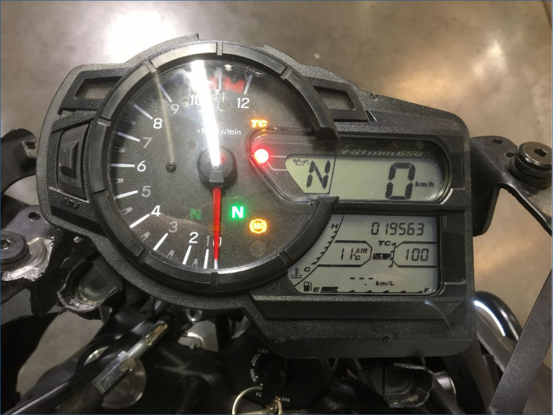 SUZUKI 650 DL VSTROM 