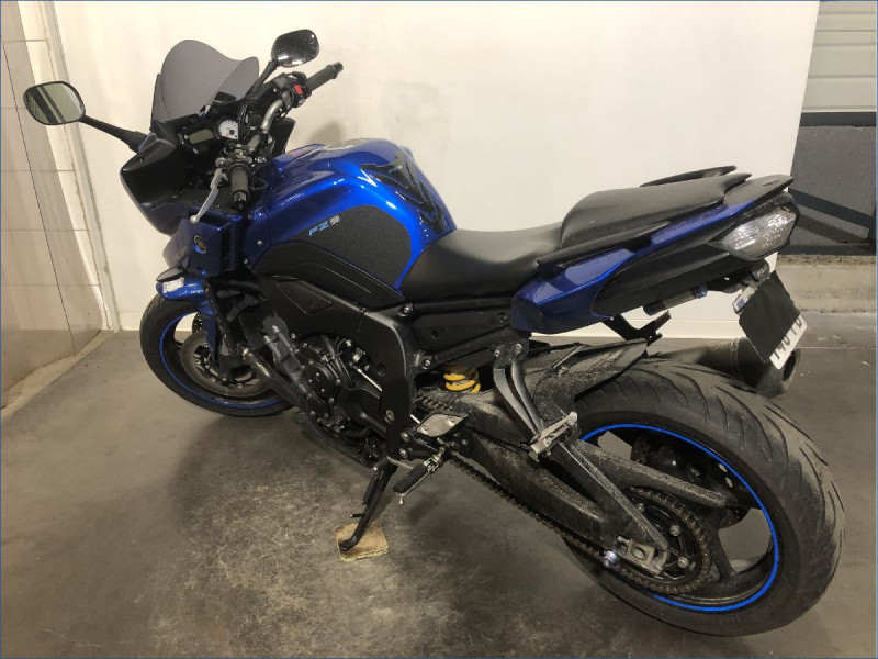 YAMAHA FZ8 S