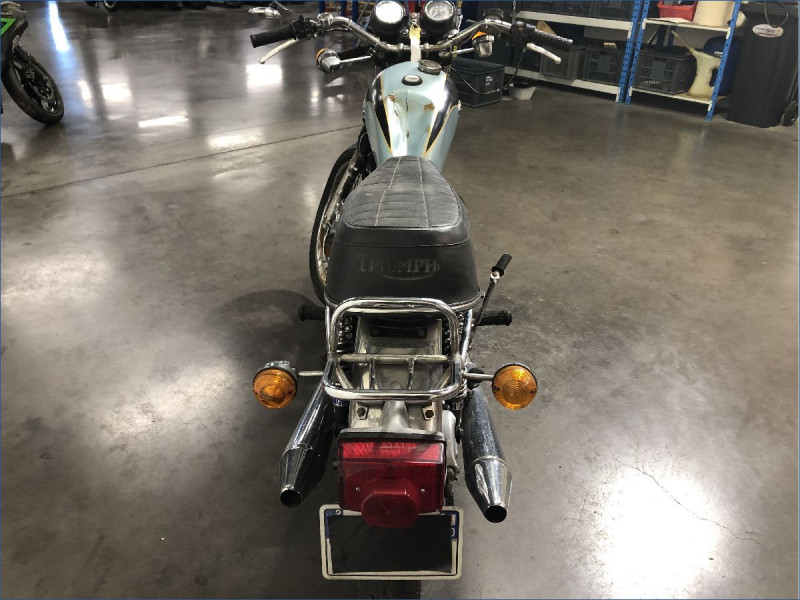 TRIUMPH 750 BONNEVILLE T140 