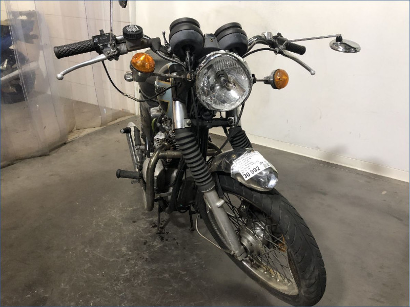TRIUMPH 750 BONNEVILLE T140 
