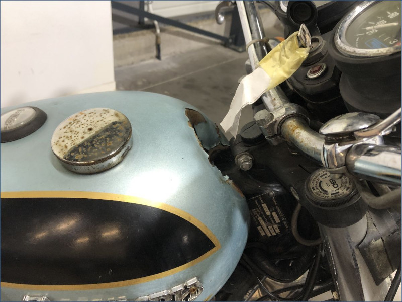 TRIUMPH 750 BONNEVILLE T140 