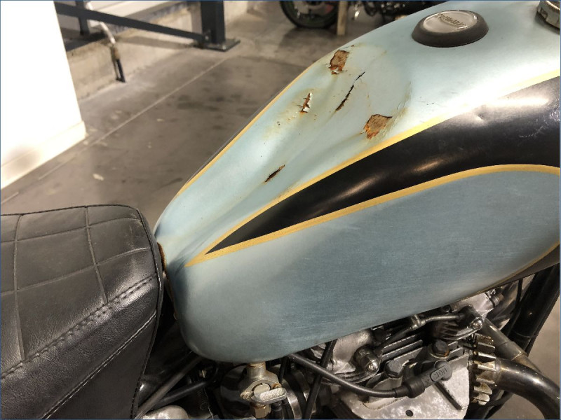 TRIUMPH 750 BONNEVILLE T140 