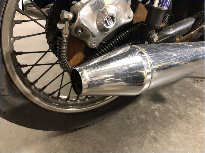 TRIUMPH 750 BONNEVILLE T140 