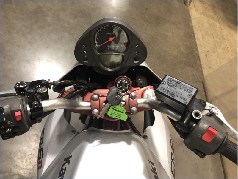 KAWASAKI ER6 N