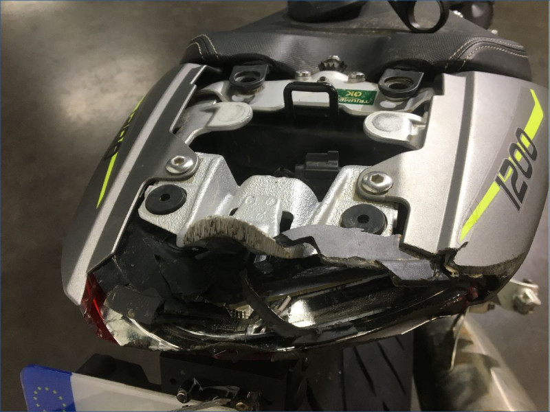 TRIUMPH 1200 SPEED TRIPLE RS