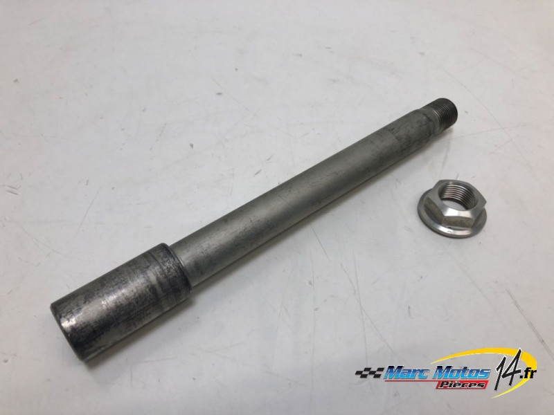 AXE DE ROUE AVANT SUZUKI 1000 GSX-S GT 2025