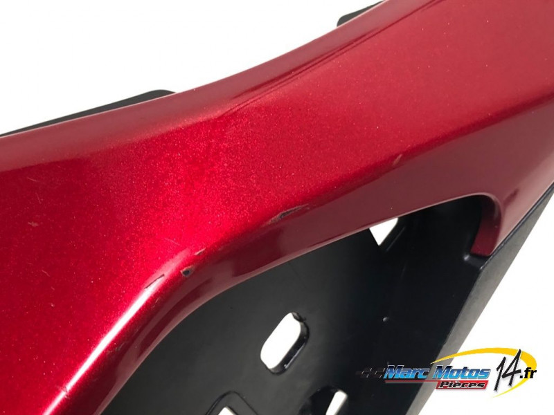 CACHE LATERAL DROIT SUZUKI 1000 GSX-S GT 2025