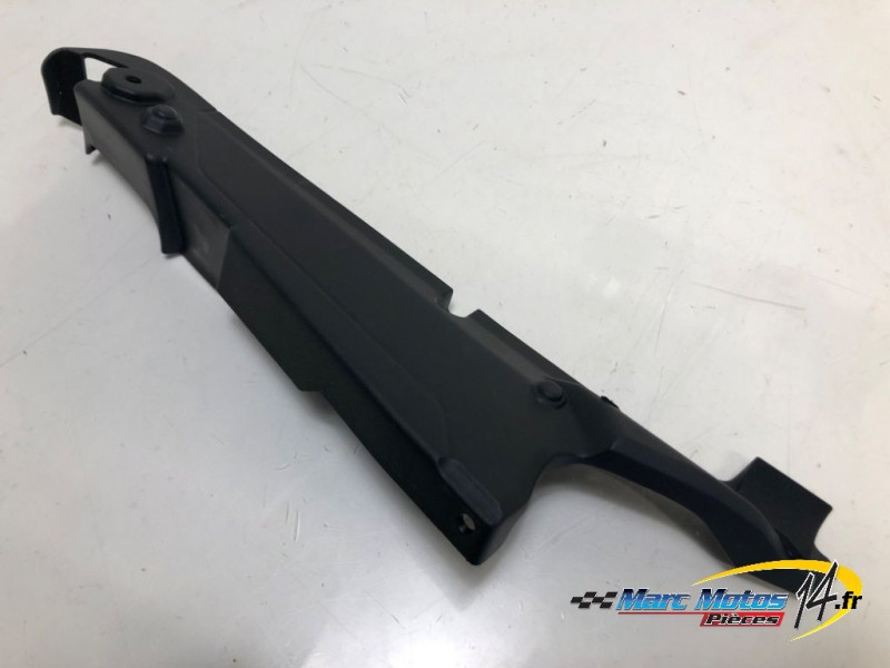HABILLAGE DE CADRE DROIT SUZUKI 1000 GSX-S GT 2025