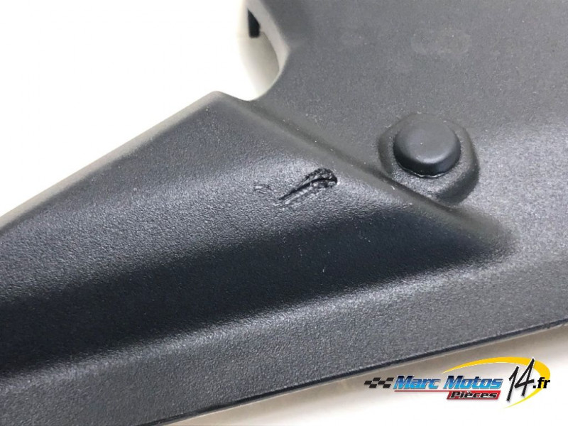 HABILLAGE DE CADRE DROIT SUZUKI 1000 GSX-S GT 2025