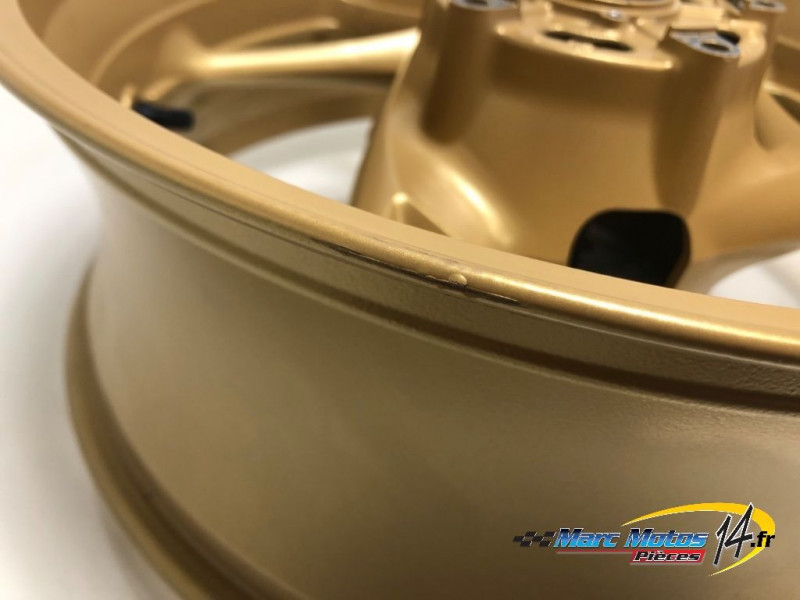 JANTE ARRIERE SUZUKI 1000 GSX-S GT 2025