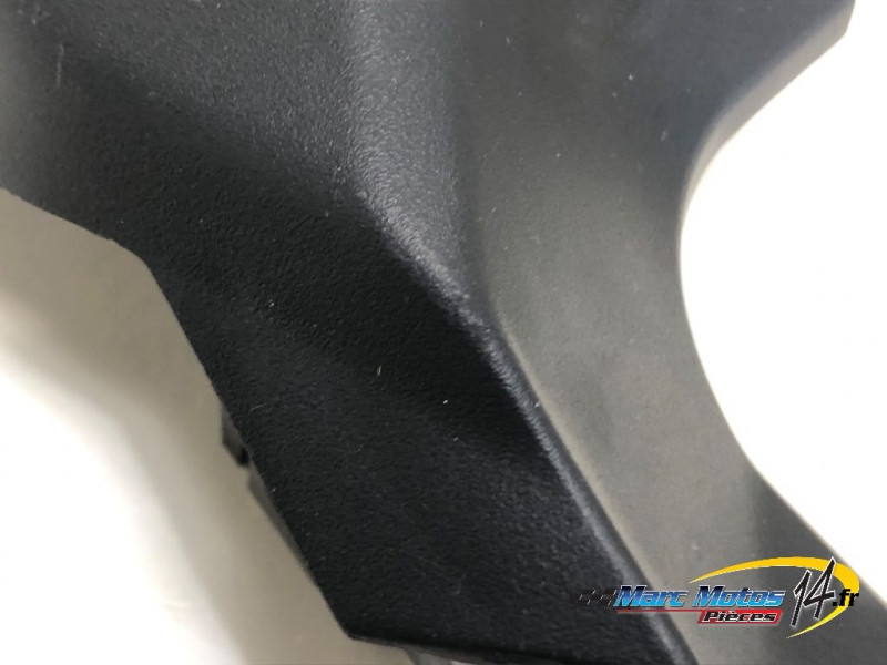 JONCTION ARRIERE DE CACHES LATERAUX SUZUKI 1000 GSX-S GT 2025