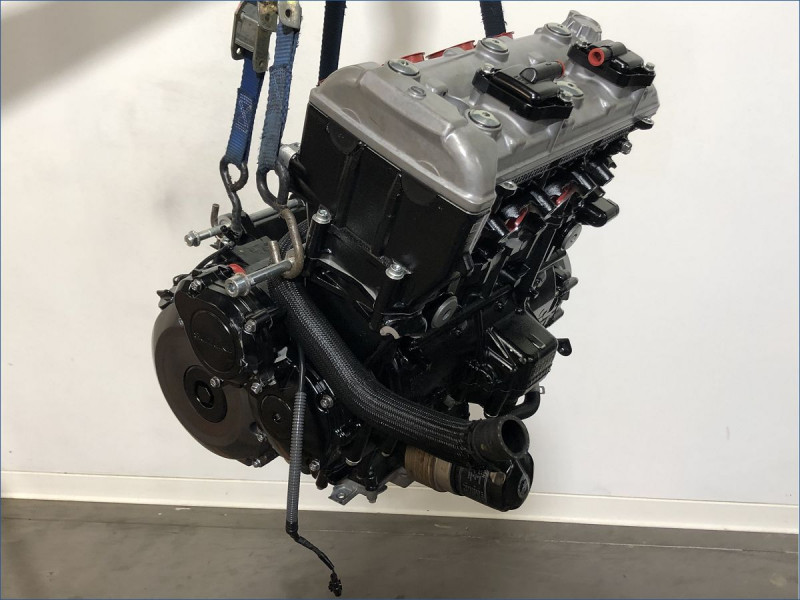 MOTEUR SUZUKI 1000 GSX-S GT 2025