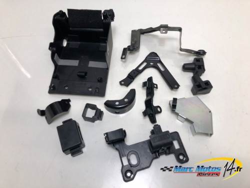 PLASTIQUES ET CAOUTCHOUCS DIVERS SUZUKI 1000 GSX-S GT 2025