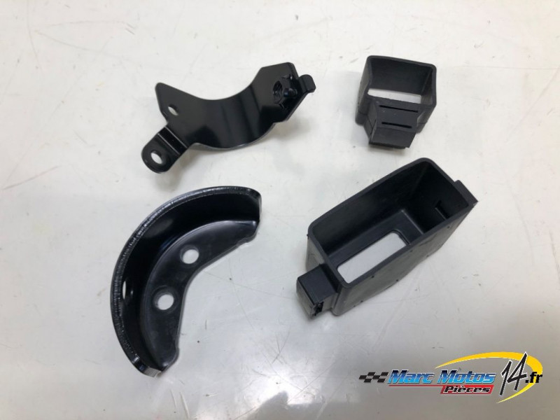 PLASTIQUES ET CAOUTCHOUCS DIVERS SUZUKI 1000 GSX-S GT 2025