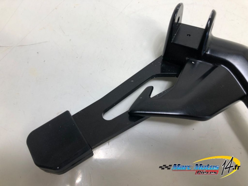PLATINE ARRIERE GAUCHE SUZUKI 1000 GSX-S GT 2025
