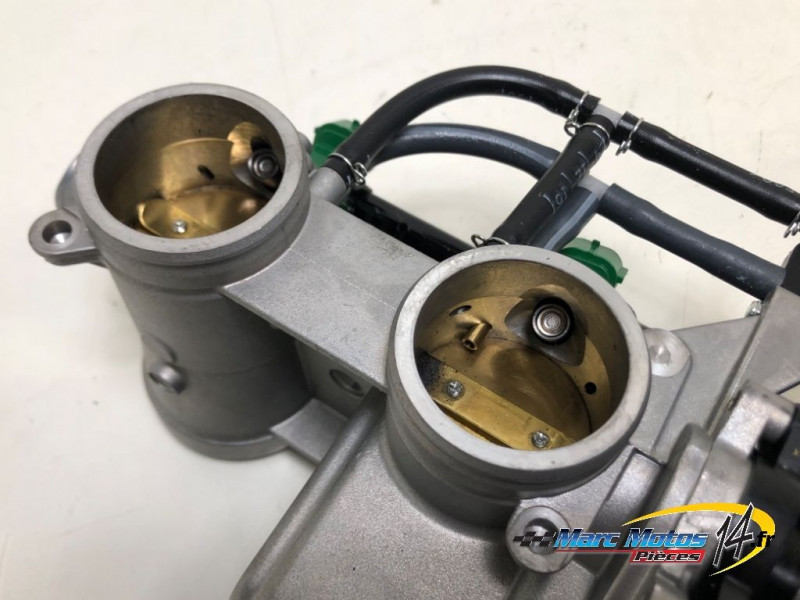 RAMPE D'INJECTION SUZUKI 1000 GSX-S GT 2025