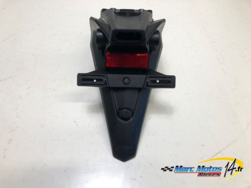 SUPPORT DE PLAQUE SUZUKI 1000 GSX-S GT 2025