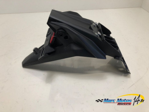 SUPPORT DE PLAQUE SUZUKI 1000 GSX-S GT 2025